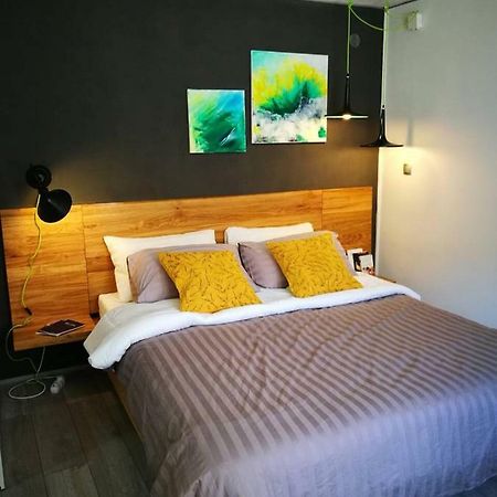 Cres Art Studio Lime Apartment 외부 사진