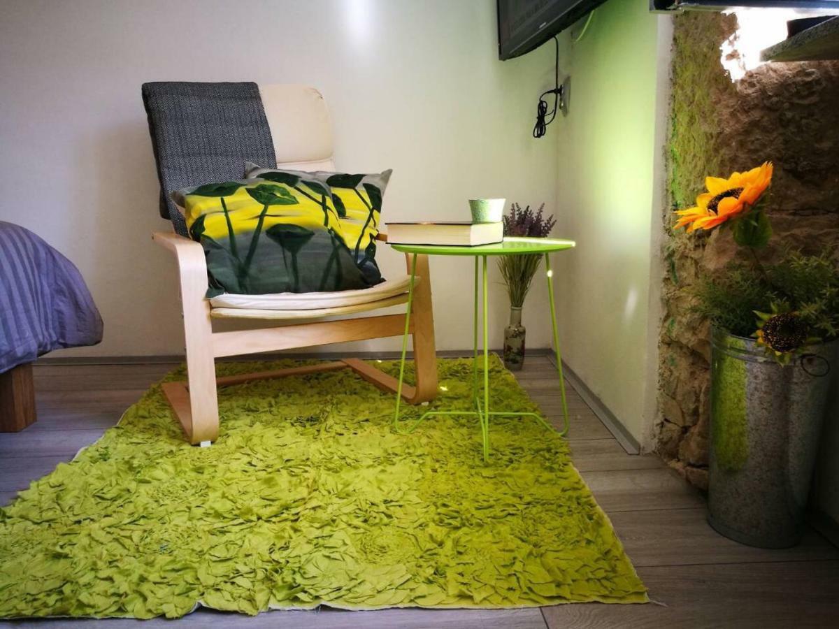Cres Art Studio Lime Apartment 외부 사진