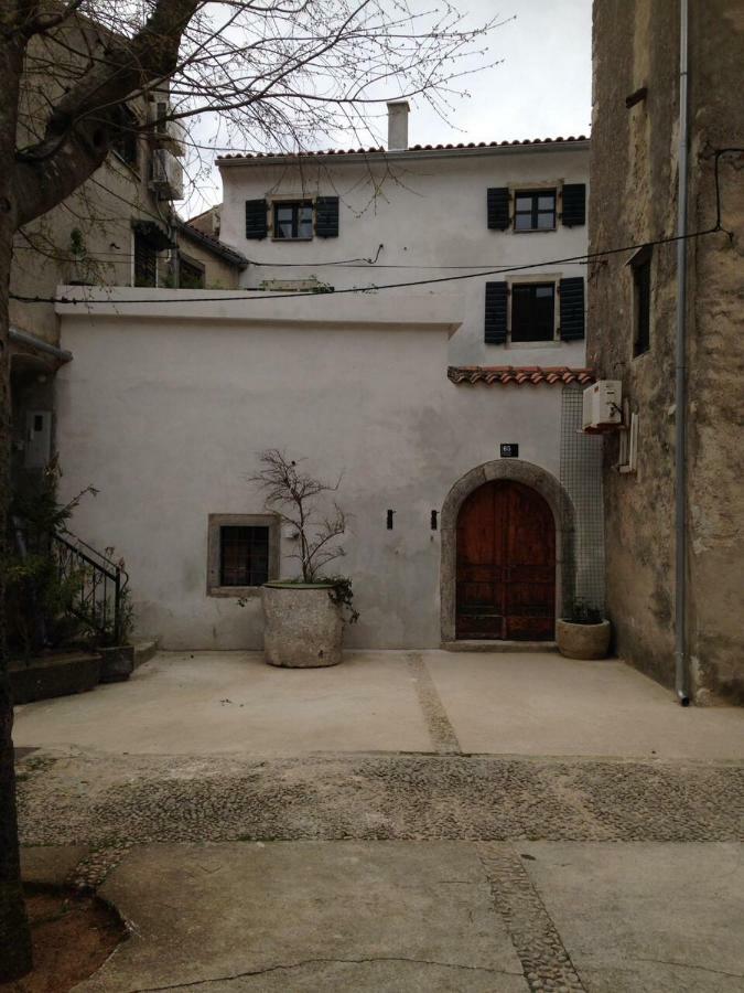 Cres Art Studio Lime Apartment 외부 사진